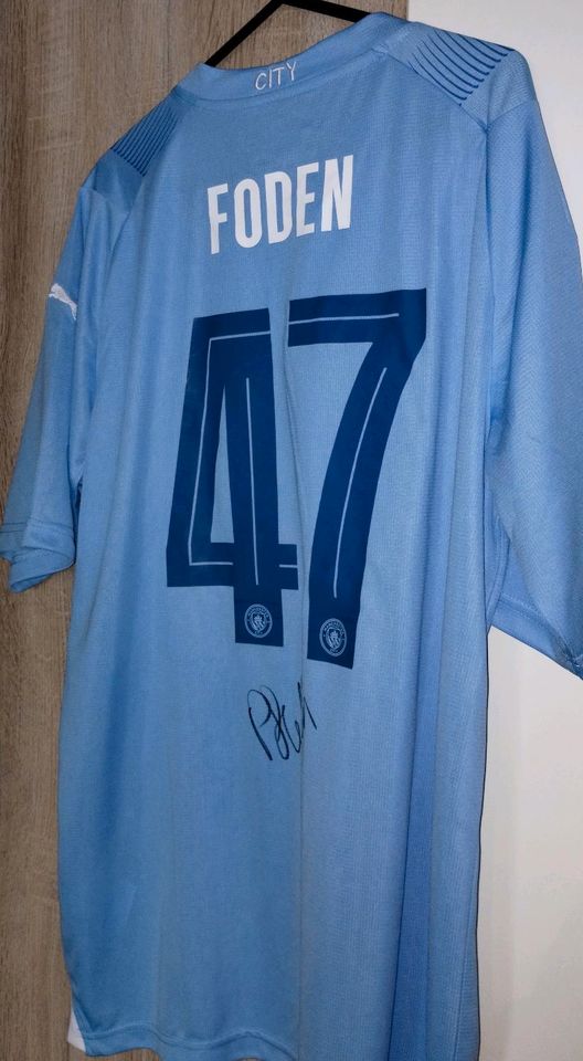 Original Autogramm Handsigniert Phil Foden Manchester City Trikot in Lichtenfels