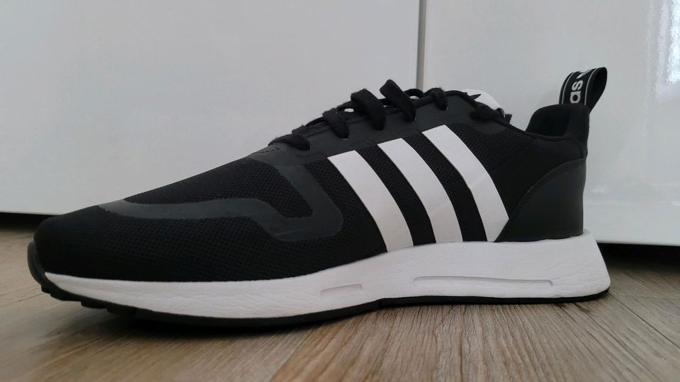 Adidas Sneaker in Bremen