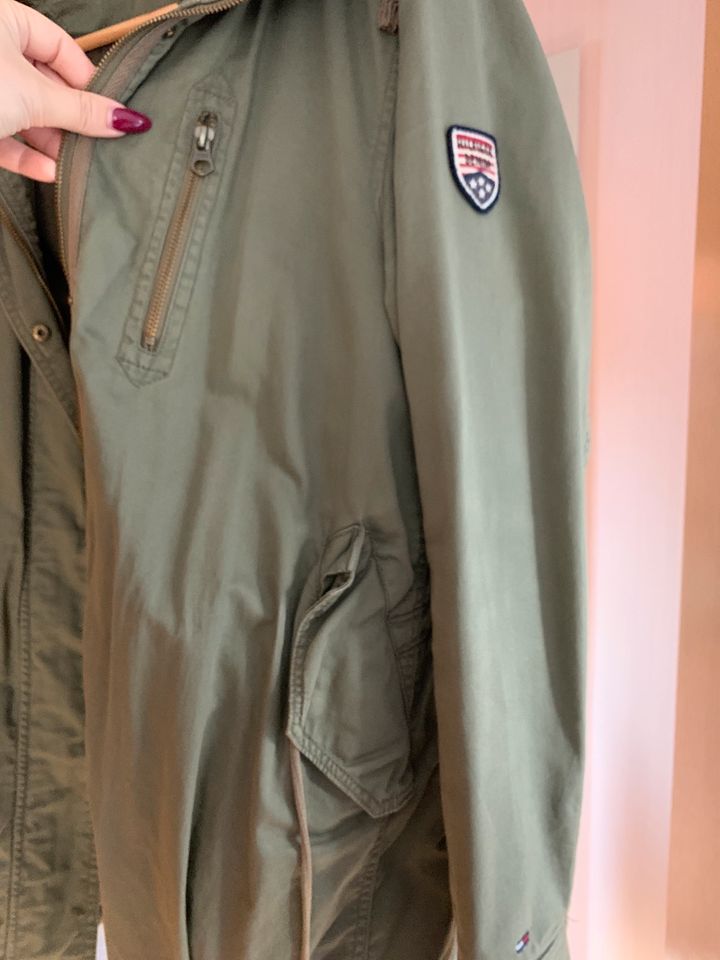 Parka army Jacke Damen Gr. S Tommy Hilfiger Khaki gefüttert in Edemissen