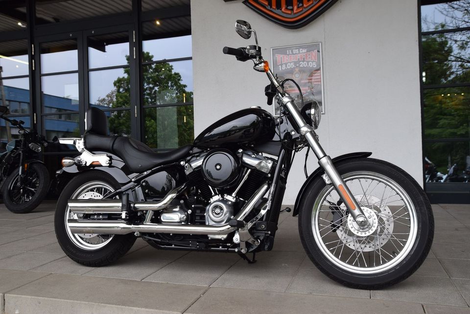 Harley-Davidson FXST Softail Standard mit Jekill&Hyde Auspuff in München