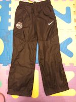 Jungen Sporthose Nike schwarz Gr. 122 Baden-Württemberg - Rangendingen Vorschau