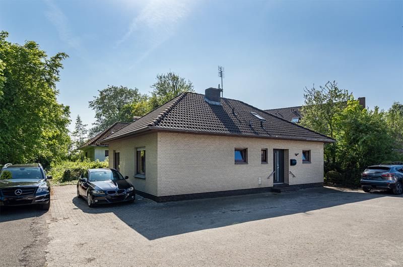 Nordseeheilbad Neuharlingersiel: Pension mit zusätzlichem Bungalow (Dauerwohnsitz) in Neuharlingersiel