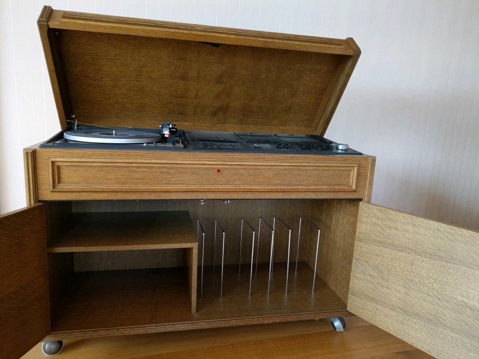 Schallplattenschrank Disco/Carnegie 4003 in Bremm