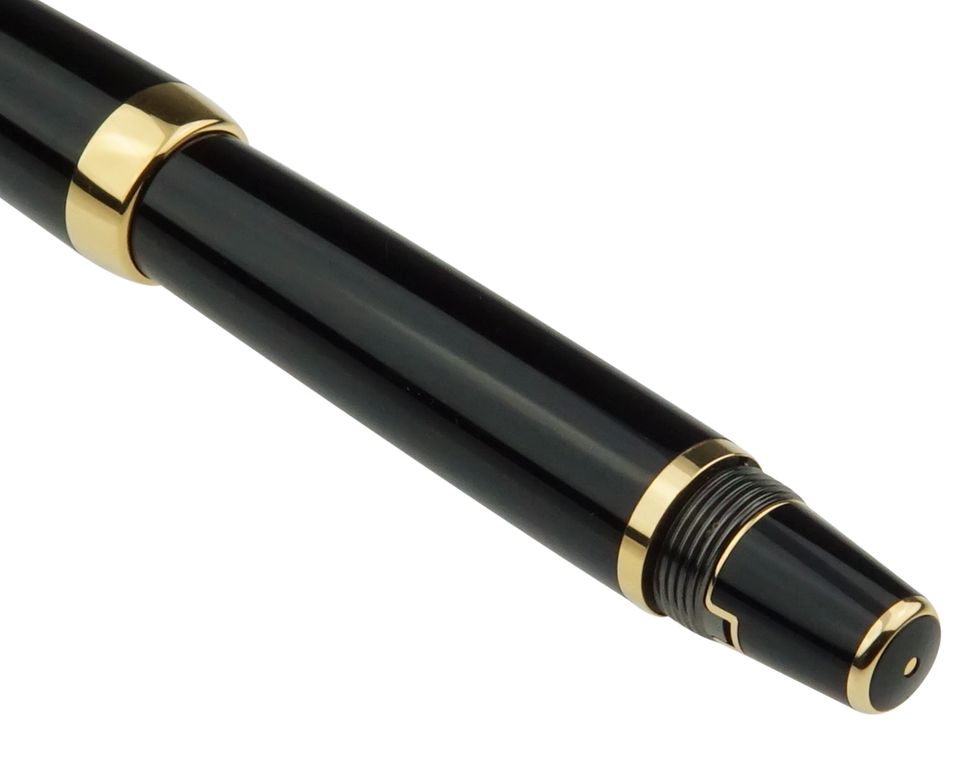 Montblanc Boheme Rouge Füller Nr.25100 Gold 14 Karat EF-Feder NEU in Pfarrkirchen