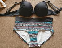 ETIREL Toller Bikini  Bügel Gepolsterte Cups 42 Cup C/D Neuwertig Nordrhein-Westfalen - Bornheim Vorschau