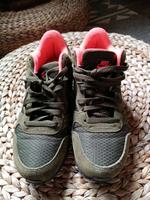 Nike Sportschuh Gr 38,5 Niedersachsen - Walsrode Vorschau