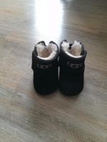 UGG Boots Babyschuhe Krabbelschuhe Gr.18 Wuppertal - Oberbarmen Vorschau