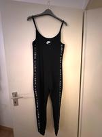 Nike Jumpsuit – Größe M, schwarz – selten getragen, top Zustand! Leipzig - Lausen-Grünau Vorschau