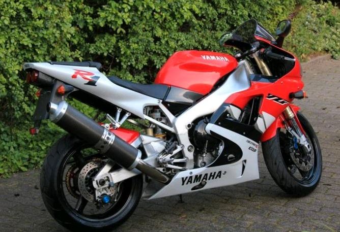 Yamaha r1 Top Zustand in Worms