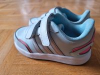 Adidas Leder Sneaker in Größe 24 Nordrhein-Westfalen - Werne Vorschau