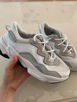 Adidas Originals - Ozweegos Mitte - Moabit Vorschau