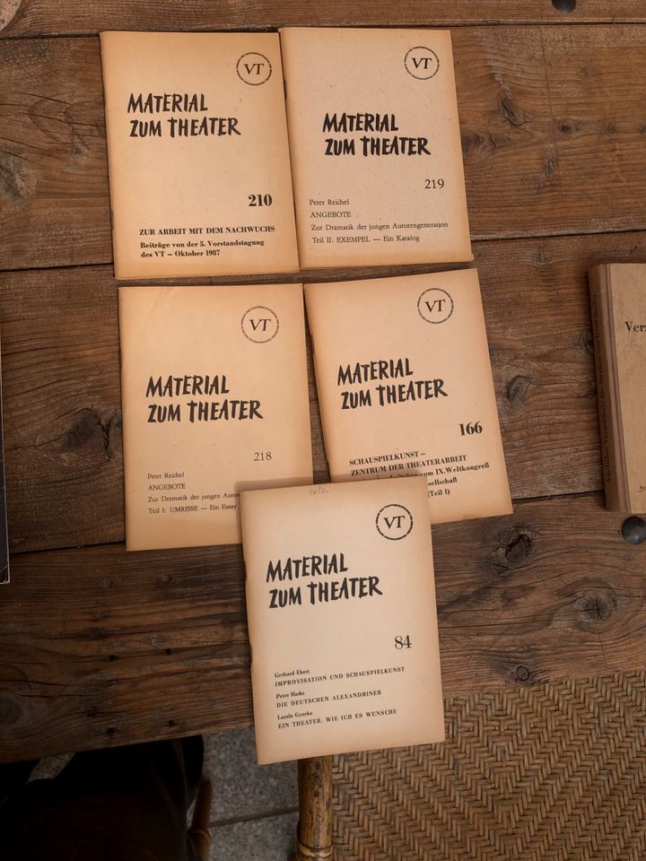 5x Material zum Theater DDR in Neustadt (Dosse)