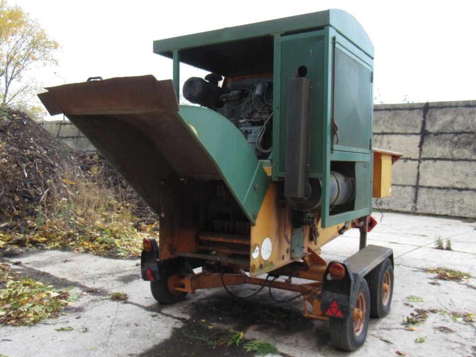 mobiler Holzshredder Möschle Unirec in Wurzen