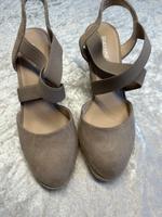 Pumps Keilsandalette Graceland Gr.36 Nordrhein-Westfalen - Marl Vorschau