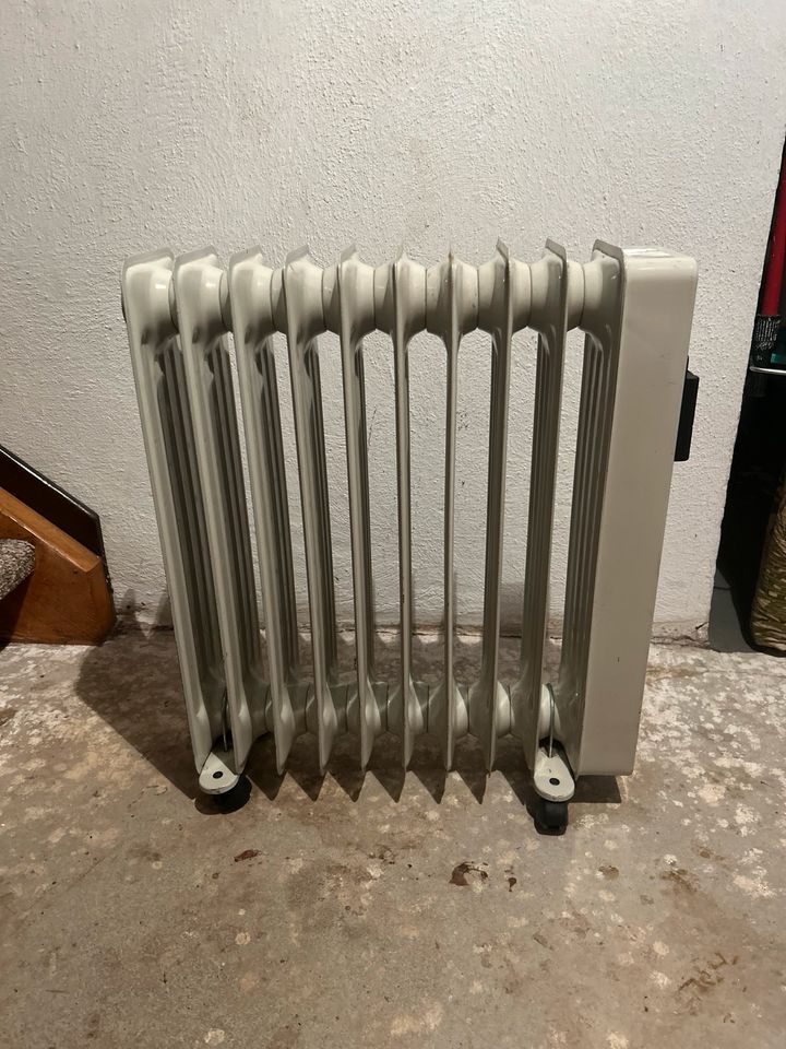 DeLonghi Radiator in Schramberg