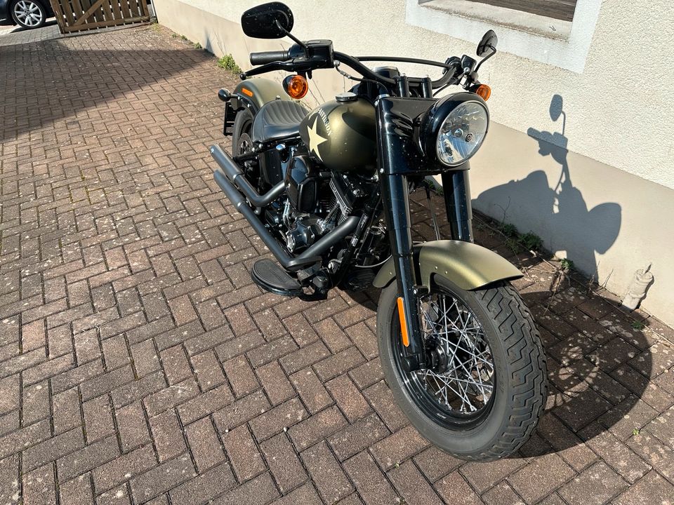 Harley Davidson Slim s 5HD1 in Ottweiler