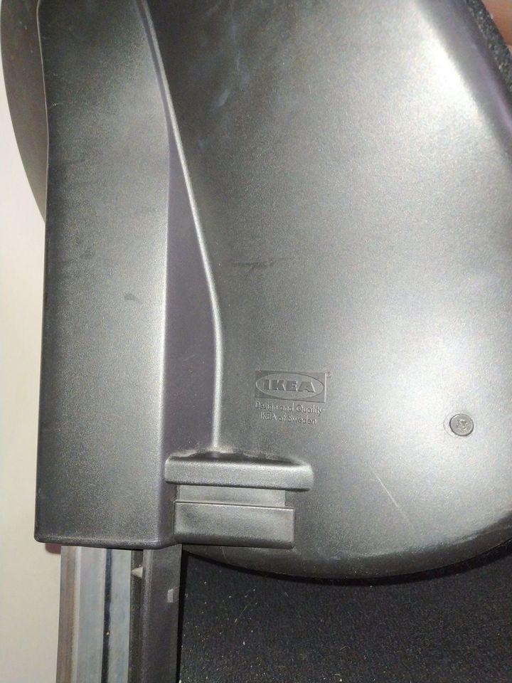 Ikea Bürostühle schwarz bequem gepolstert mehrfach verstellbar in Pirmasens