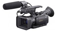 Videocamera Sony HXR-NX70E + Tasche u Zubehör (Neupreis 2.700EUR) Bayern - Fahrenzhausen Vorschau