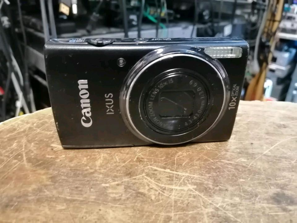 CANON IXUS 155, Digital-Kamera mit Zubehör!! guter Zustand!! in Berlin