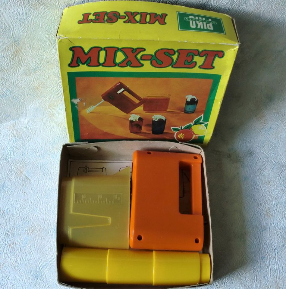 PIKO MIX-SET, DDR Spielzeug, inkl. Batterien, 70'er Jahre in Auerbach (Vogtland)