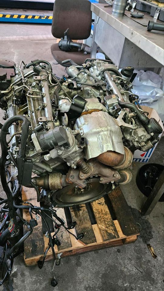 Mercedes Motor OM 642 defekt in Rimpar