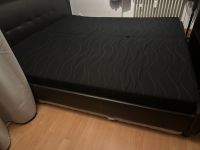 180x200 Doppelbett, Matratze schwarz Lattenrost Schlafzimmer Hannover - Vahrenwald-List Vorschau