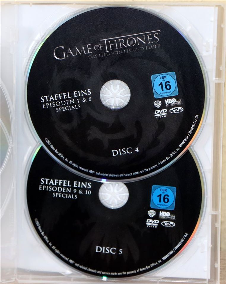 Game of Thrones 3 Staffeln komplett von 1 bis 3 siehe/lese in Hamburg