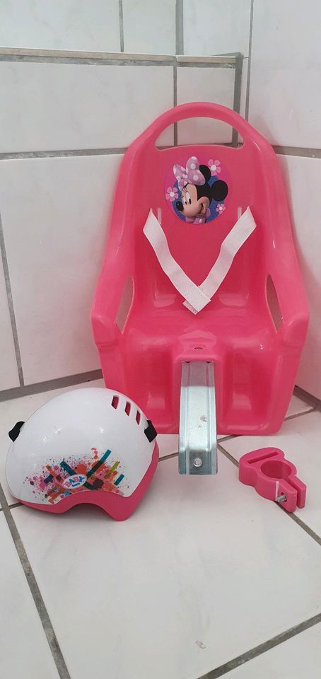 Minnie Mouse Fahrradsitz & Baby Born Helm für Puppen in Bingen