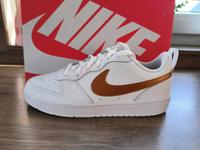 Nike Court Borough Low 2 SE Damen Sneaker Gr.37,5 Brandenburg - Wustermark Vorschau