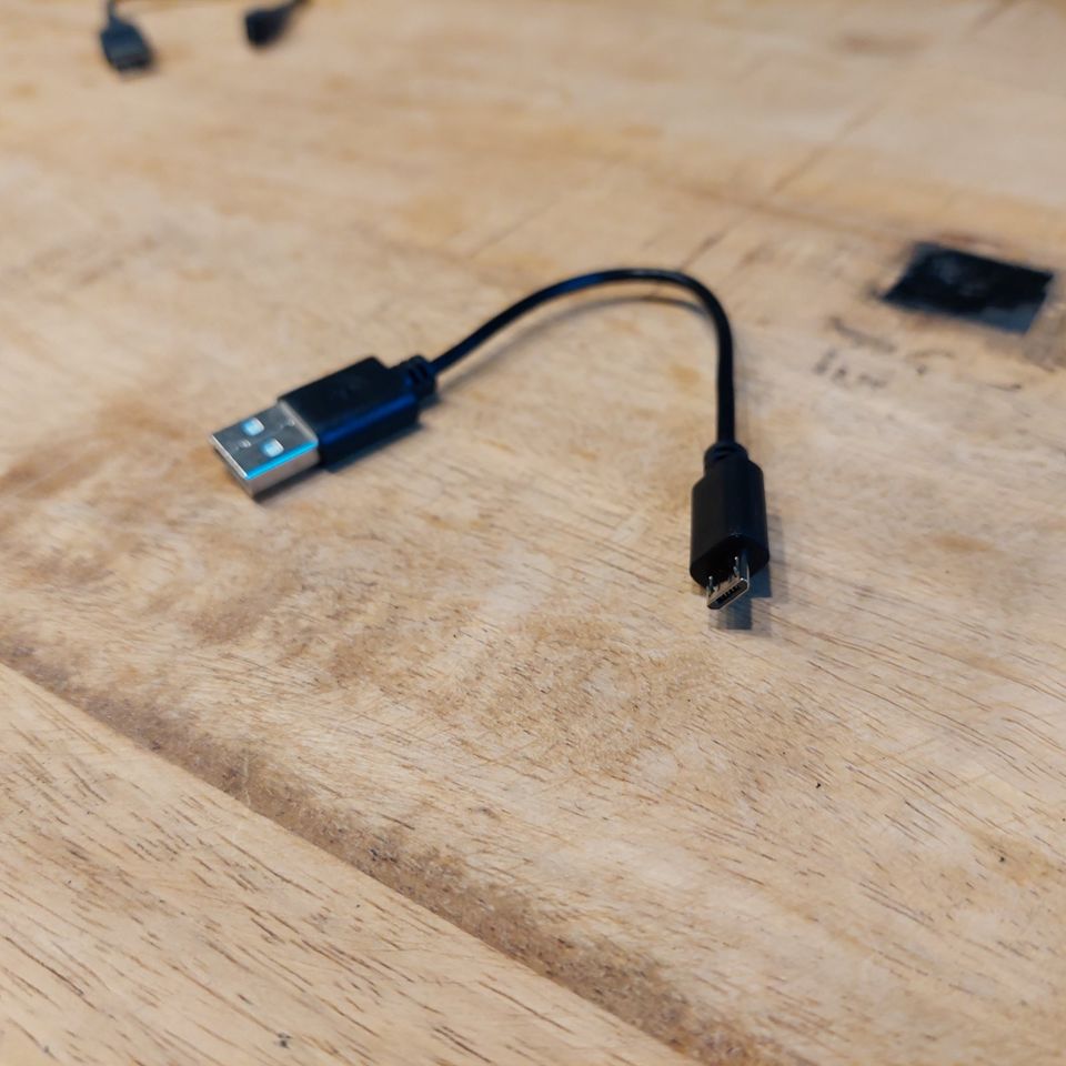 USB Micro-Kabel USB Ladekabel für Smartphones Handy 12 cm in München