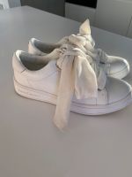 Juicy Couture Sneaker Samtschleife weiß Gr. 35 Bayern - Haßfurt Vorschau