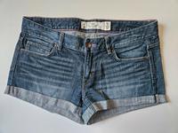 Kurze Damen Jeans Shorts H&M dunkelblau Größe 32 Thüringen - Leinefelde Vorschau