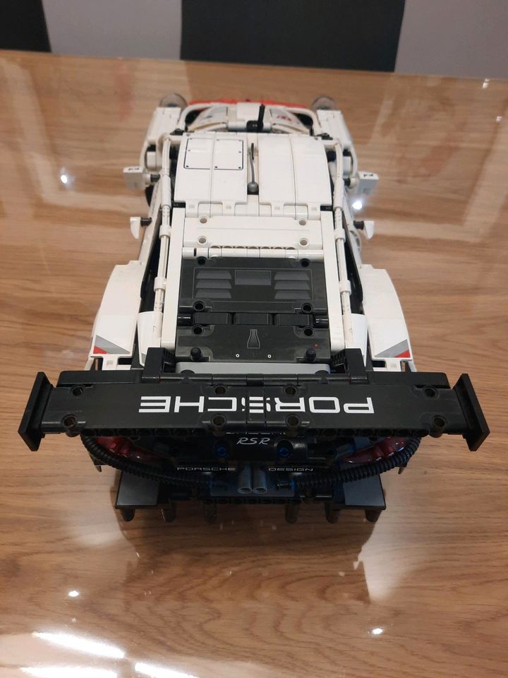 Lego Technic 42096 Porsche 911 RSR in Sailauf