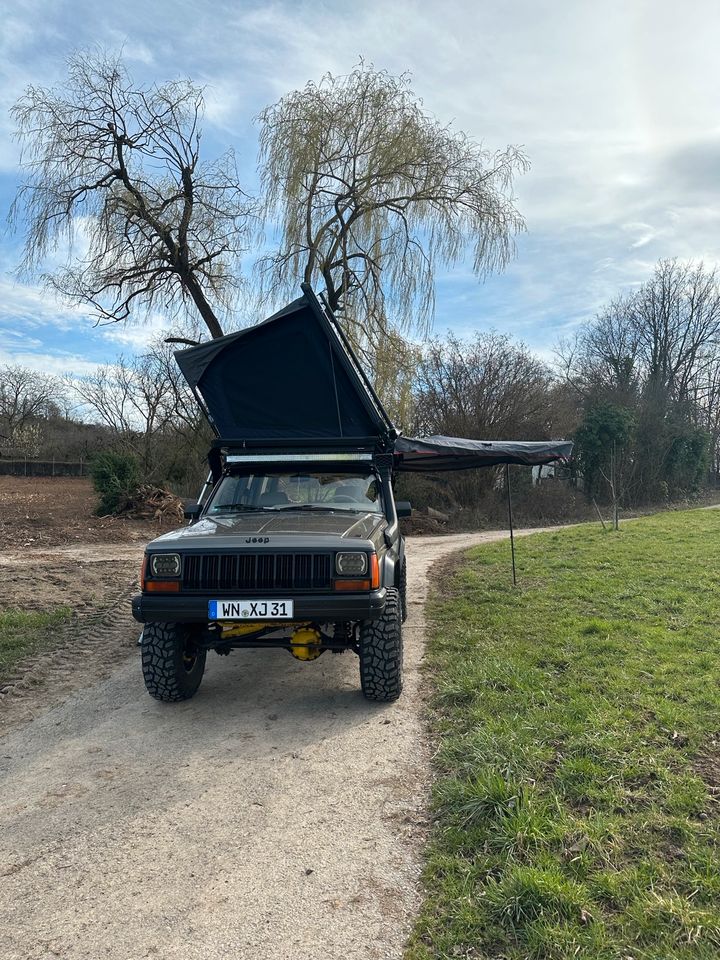 Jeep Cherokee XJ 2.5 Schalter Overlanding Reisemobil in Waiblingen