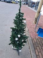 Künstlicher Weihnachtsbaum 150 cm mit Ständer Brandenburg - Britz bei Eberswalde Vorschau