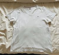 Tommy Hilfiger Herren T-Shirt Gr.M V-Ausschnitt Gr.M Weiß Niedersachsen - Isenbüttel Vorschau