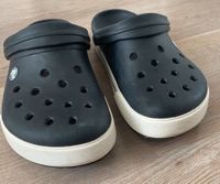 Crocs 36 crocsband schwarz m5 w7 Hessen - Wöllstadt Vorschau