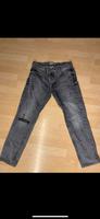 Straight fit Jeans mit cut in Grau von Mango Gr.38 Berlin - Reinickendorf Vorschau