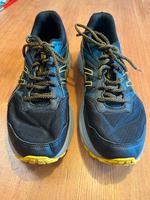 Asics Sneaker schwarz mit gelb gr 44 Hessen - Runkel Vorschau
