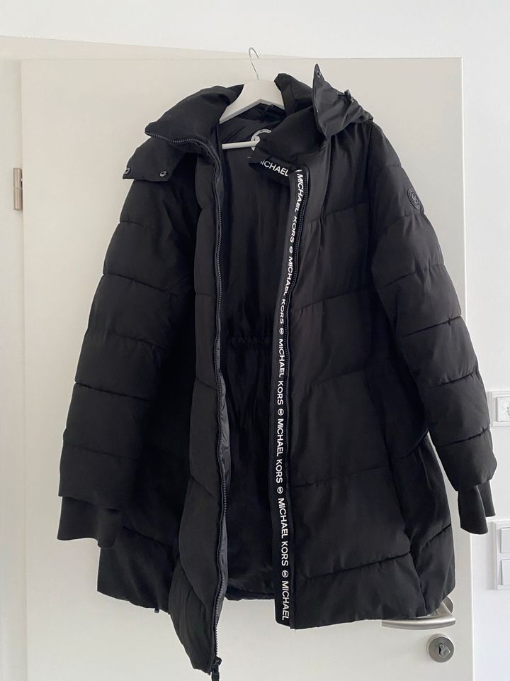 Michael Kors schwarze lange Winterjacke Gr XL 65€❗️ in Fürth