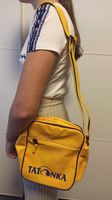 Schultertasche Umhängetasche von Tatonka Reisetasche Groove Lemon Hessen - Fulda Vorschau