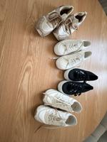 Sneaker / Schuhpaket Gr.36-37 Bremen - Blumenthal Vorschau