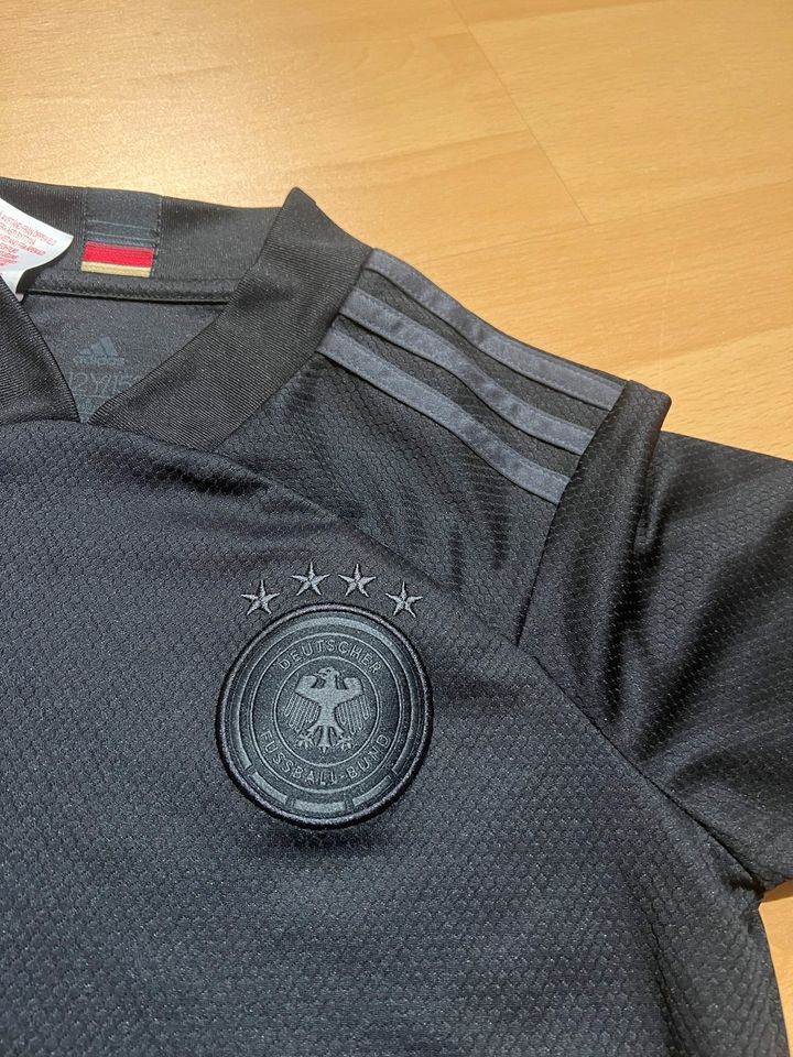 Adidas DFB Trikot schwarz Größe 152 Deutschland EM 2024 neuwertig in Glauchau