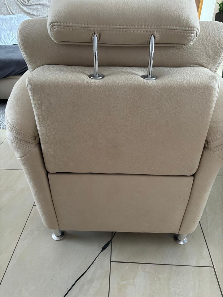 Elektrischer Sessel mit Relax/ liege Funktion in Hamm