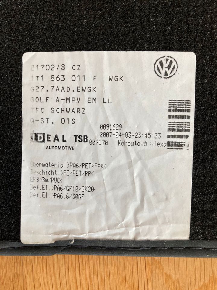 Volkswagen VW Golf Fußmatten 21702 / 8 CZ 1T1 863 011 in Ornbau