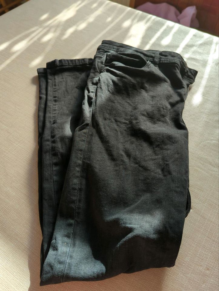 Jeans Gr S Super Skinny Esmara schwarz in Emsbüren