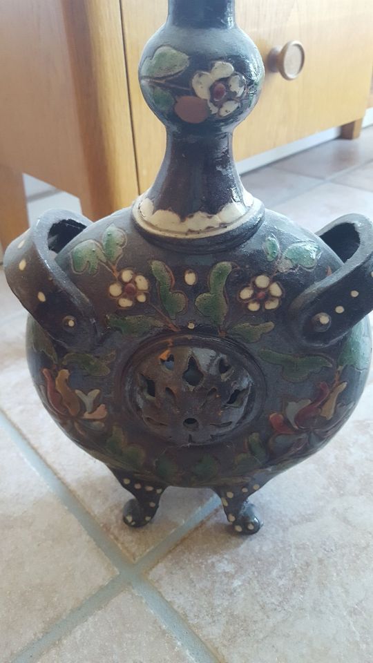 interessante seltene Vase (?), Ton/Keramik, bemalt in Bad Zwischenahn