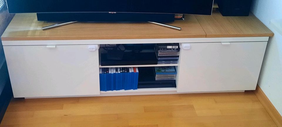 Fernsehunterschrank von Ikea in Altenberge