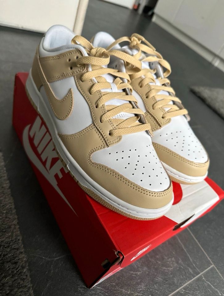 Nike Dunk Low in Neuss