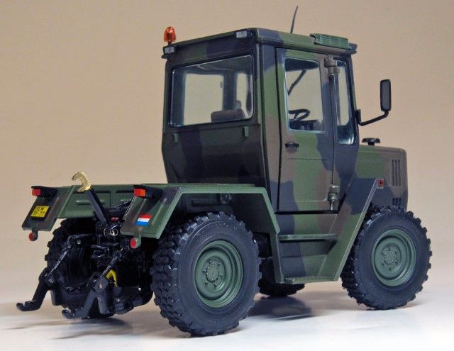 weise toys 2039 MB-trac 700 K Koninklijke Luchtmacht, Flecktarn in Milower Land